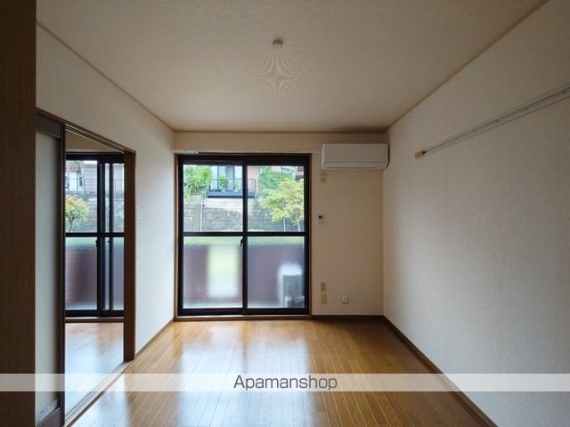 ストークの内装写真