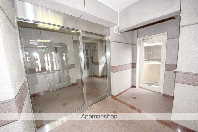 サンハウスユウ伊勢原の玄関写真