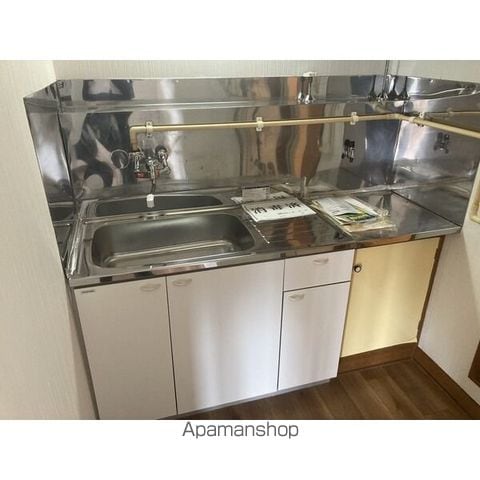 アルファワカヤマの内装写真