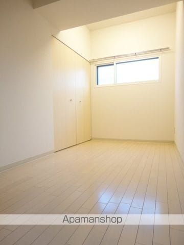 クレエル大通の内装写真
