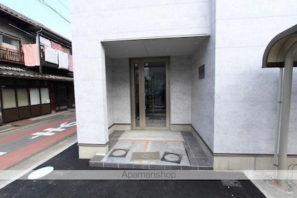 香川県高松市扇町１丁目[1K/26.4m2]のエントランス