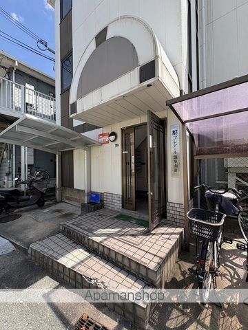 プレアール瓢箪山IIの玄関写真