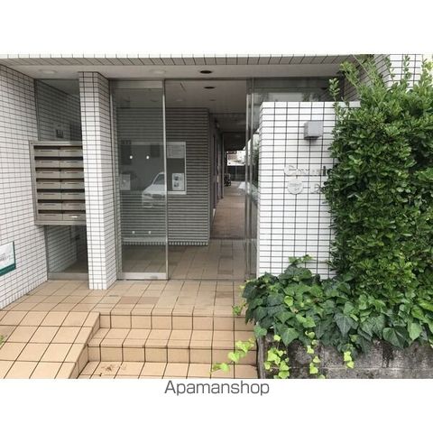 Cosmic Reiの玄関写真