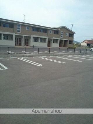 香川県丸亀市柞原町[1LDK/41.91m2]の駐車場1