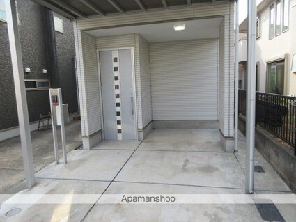 高円寺南戸建[3LDK/73.79m2]の駐車場