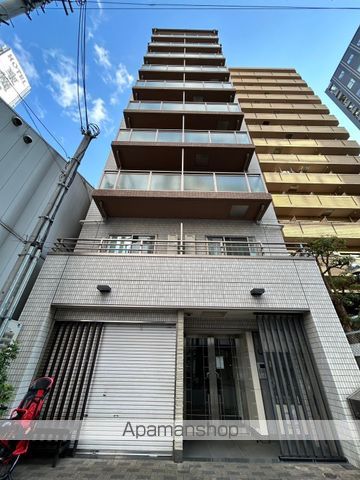 アドーラブル船場の外観写真