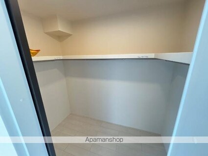 パレス北野[2LDK/65.08m2]の収納