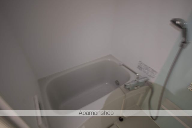 ホワイトローズIIIの内装写真