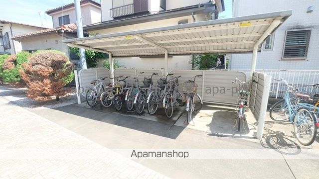 カーサ ヴィータAの玄関写真