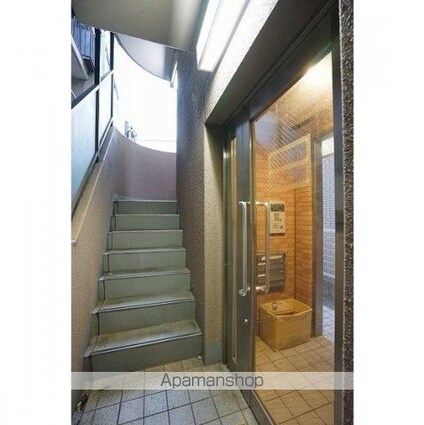 東京都葛飾区新小岩２丁目[1K/20.03m2]のエントランス