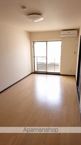 レオパレストリニティコート諏訪の内装写真