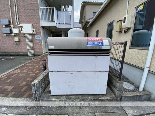 レオパレスＰａｒｋＴｏｗｎ和泉[1K/20.81m2]の共用部2