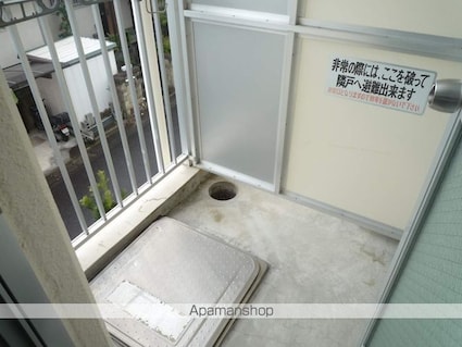 マリーブ１８４３[1R/26m2]のバルコニー