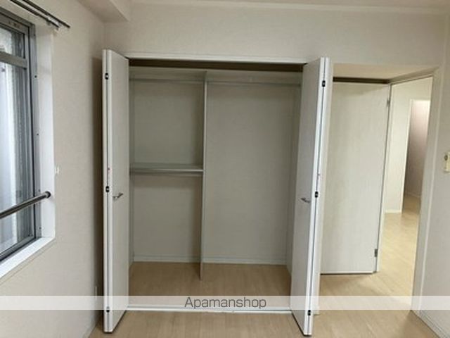 シャインクロコの内装写真