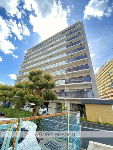 STANDZ SHIN−OSAKAの外観写真
