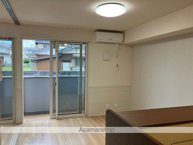 木更津市 2階建 築10年の内装写真