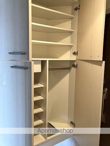 グランシティ上用賀の内装写真