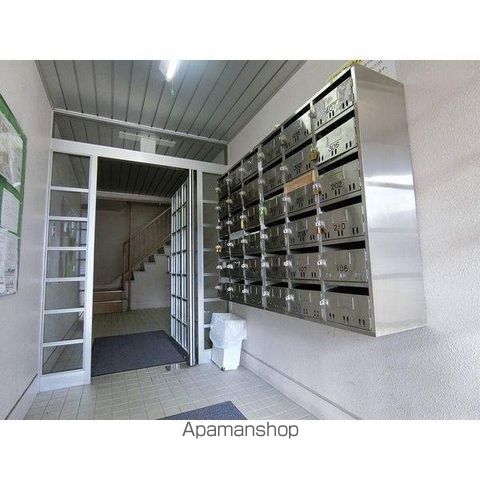 プレイス円山の玄関写真