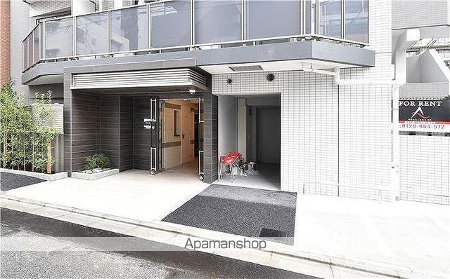 ラフィスタ平和島の玄関写真