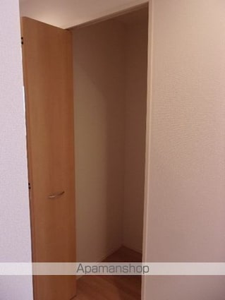 ジーヴォ福村１丁目[1LDK/43.62m2]の収納