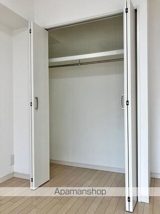 東京都新宿区片町[1K/25.31m2]の収納