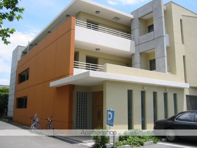 ヒルズ三番町の外観写真