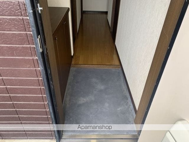 ニートフラットの玄関写真