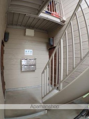 越後線 上所駅 徒歩34分 2階建 築36年の外観写真