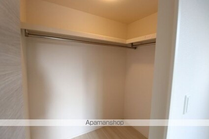 メゾン鶴丸[1K/30.32m2]の収納