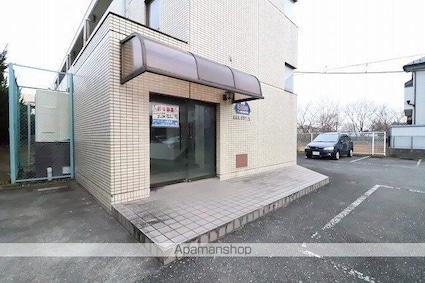 尾崎レジデンス[2LDK/51.97m2]のエントランス