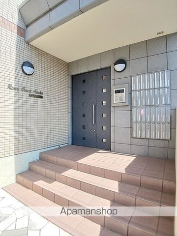 リバーコート浅香の玄関写真