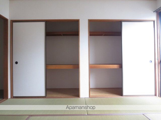 ファミール本郷 C棟の内装写真