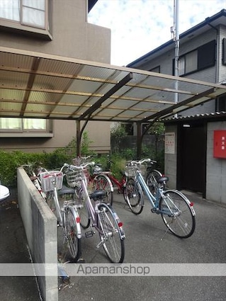 和歌山県和歌山市西小二里２丁目[3DK/55.66m2]の共用部1