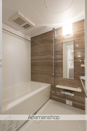 ドゥーエ日暮里Ⅲ[3LDK/54.14m2]のバス