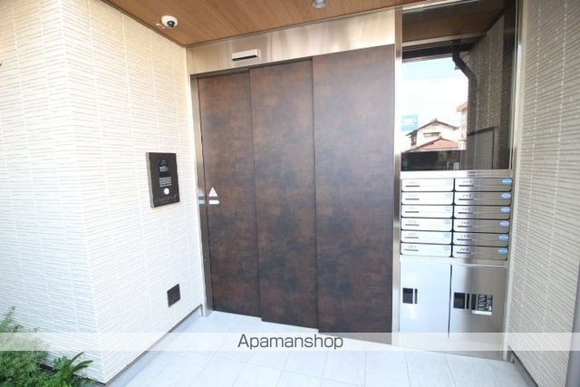 クラリティNの玄関写真