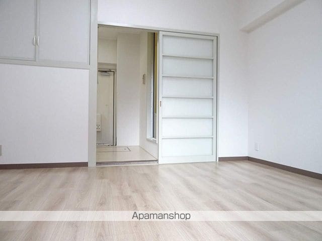 原の町マンションの内装写真