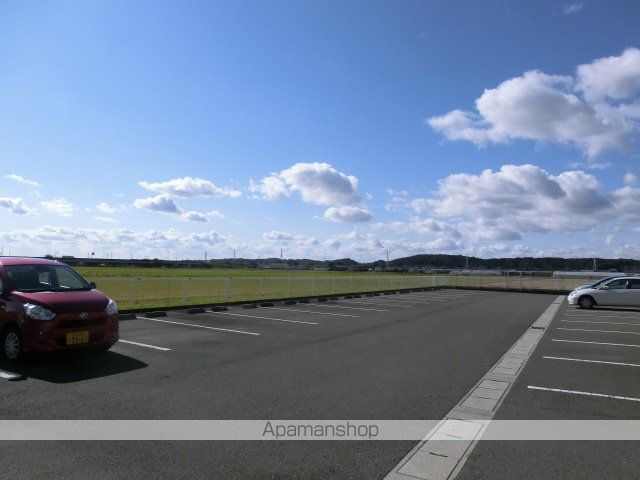 GRANDIRのその他写真