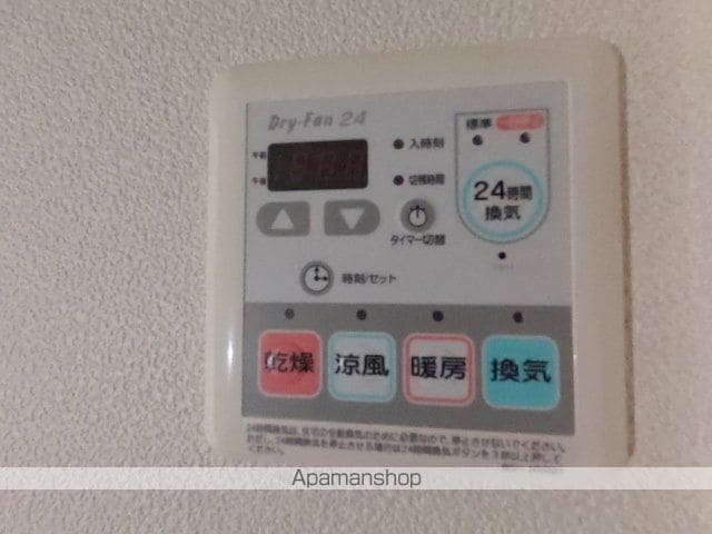 グランラシュレ B棟の内装写真