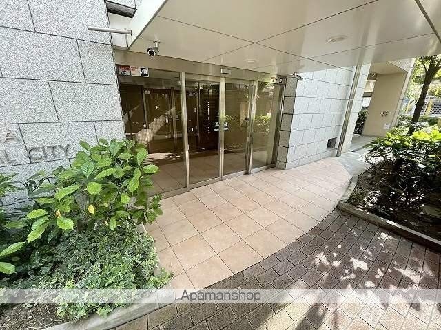 エステムプラザ大阪セントラルシティの玄関写真