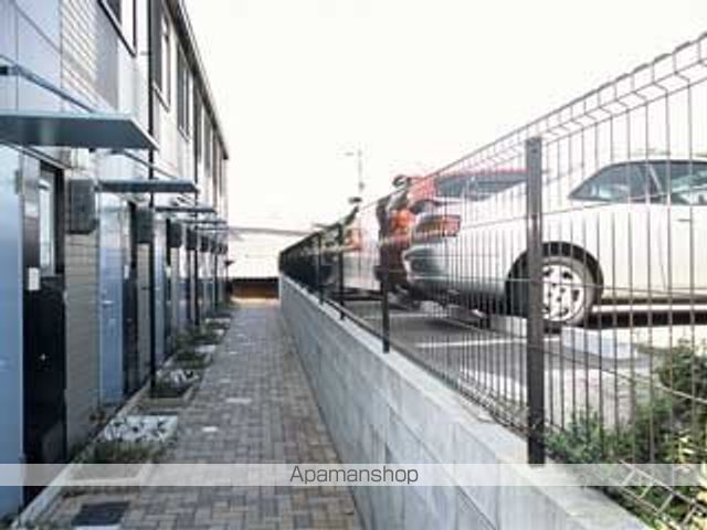 レオパレスフレグラントの玄関写真