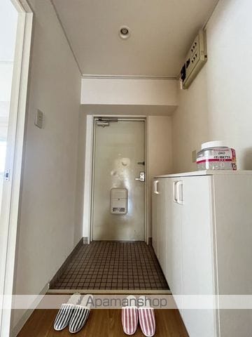 セブン仲田.の内装写真
