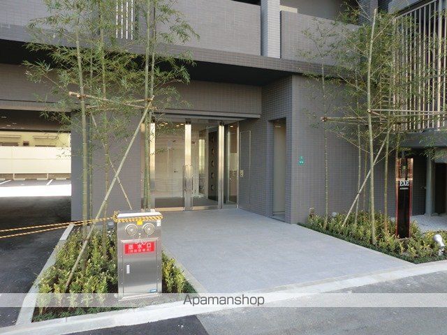 エグゼ北大阪の玄関写真