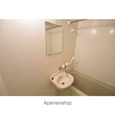 カーサ曽池町の内装写真