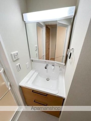 ロイヤルカーサ千種[1K/35.52m2]の洗面所1