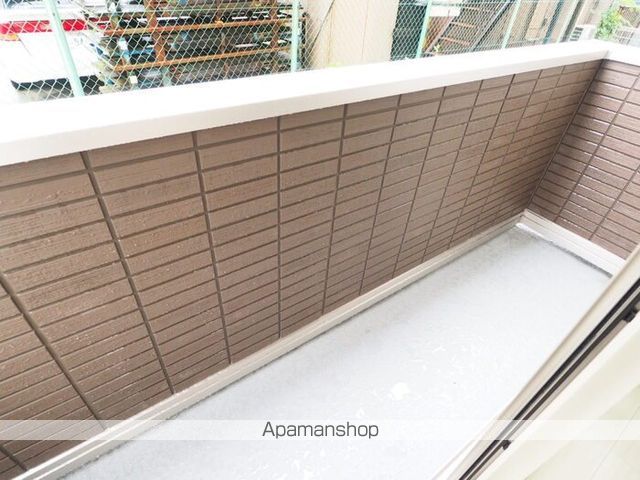 OKUE IIの内装写真
