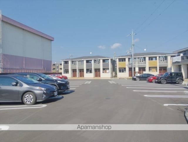 和歌山県和歌山市松江中３丁目[1LDK/52.04m2]の駐車場