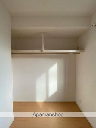 ディアコート林Ⅱ[2K/30.85m2]の収納