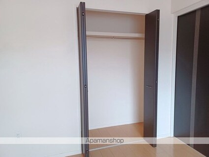 Ｋ＆Ｔ[2LDK/59.95m2]の収納