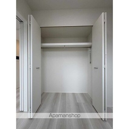 クラリティア西日暮里[1LDK/30.36m2]の収納
