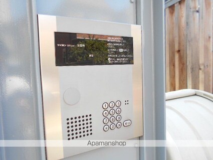 ヴィラ　ソラーナ[1K/20m2]のエントランス2